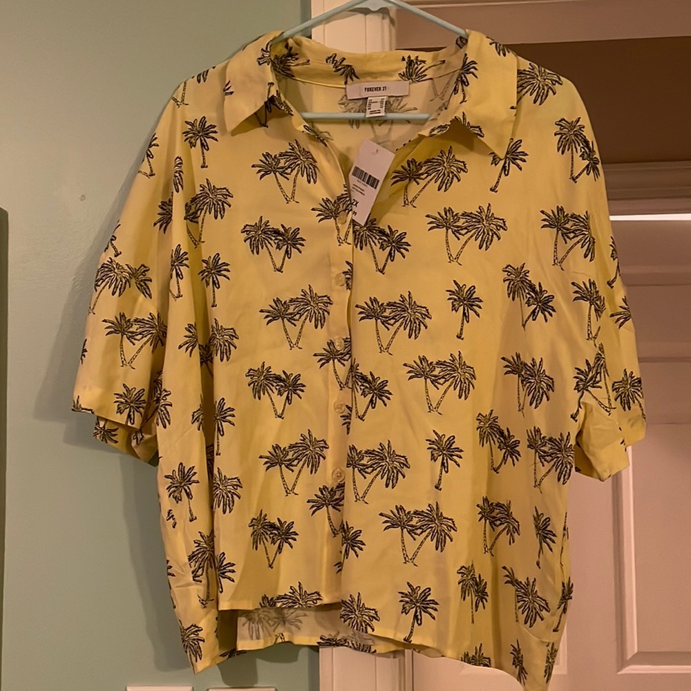Forever 21+ Hawaiian style shirt